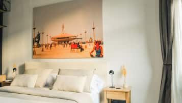 Appartamento Deluxe, 3 camere da letto, balcone, vista piscina | 3 camere, biancheria da letto di alta qualità, copriletto in piuma