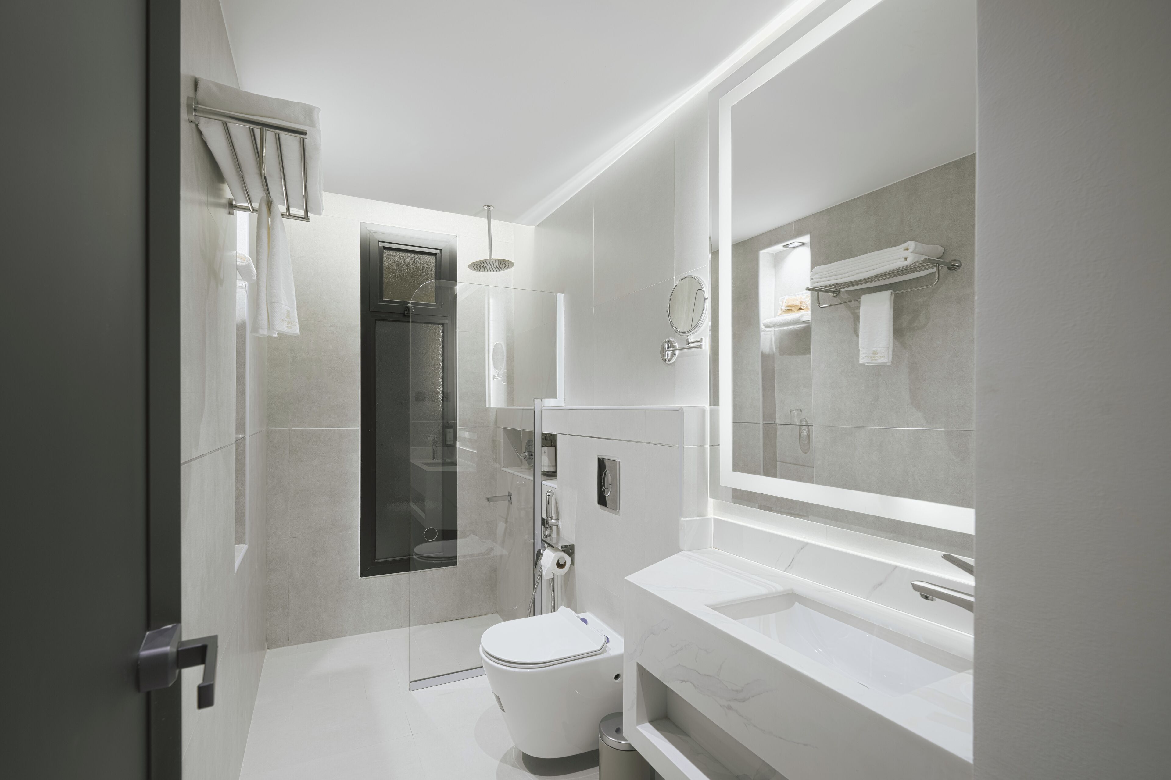 Photo - Modrest Hotel