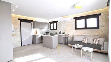 Vila Mewah, pemandangan kolam renang | Area keluarga | TV layar datar