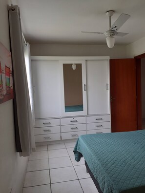 3 Schlafzimmer, Bügeleisen/Bügelbrett, WLAN