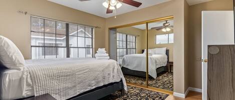 2 bedrooms, desk, travel crib, WiFi