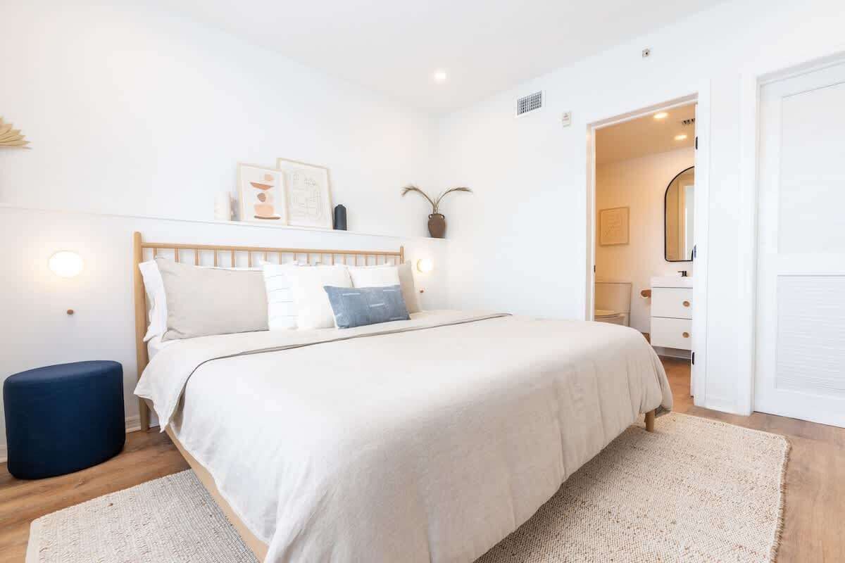 1 غرفة نوم ومكواة/لوح كي وسرير سفر وواي فاي