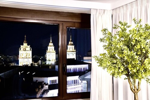 Cathedral Boutique by Lugo Collection