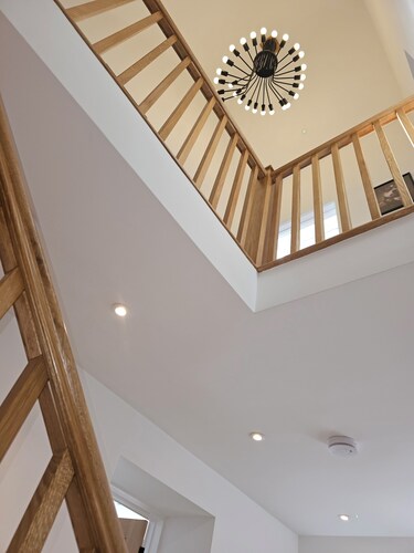 Sleeps 14, Stunning, Dog Friendly, Hot Tub, Rural