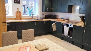 Microwave, oven, dishwasher