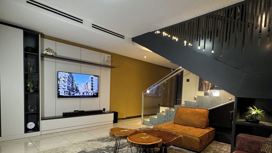 Blu Pearl Hotel & Residence