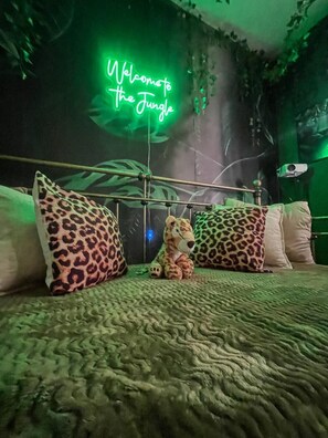 2 Schlafzimmer, Schreibtisch, Bügeleisen/Bügelbrett, kostenloses WLAN