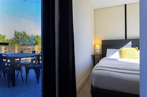 House, Multiple Beds, Patio, Garden View (Creator Cabins) | 4 bedrooms, individually decorated, individually furnished, desk