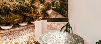 Oliveira's Houses By Gthouse