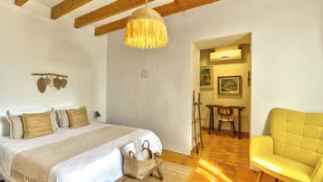 Gallery Double Room | In-room safe, desk, laptop workspace, free cribs/infant beds
