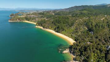 Praia particular, passeios de caiaque