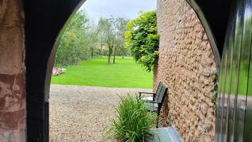 Enceinte de lâhĂ©bergement