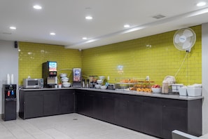 Colazione continentale inclusa, servita tutte le mattine