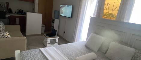 1 bedroom, iron/ironing board, WiFi, bed sheets