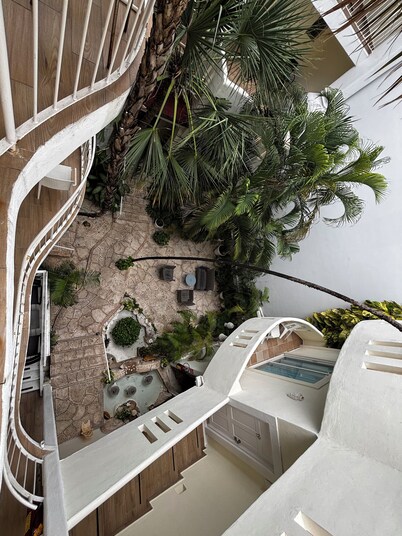 Coco Rio Hotel