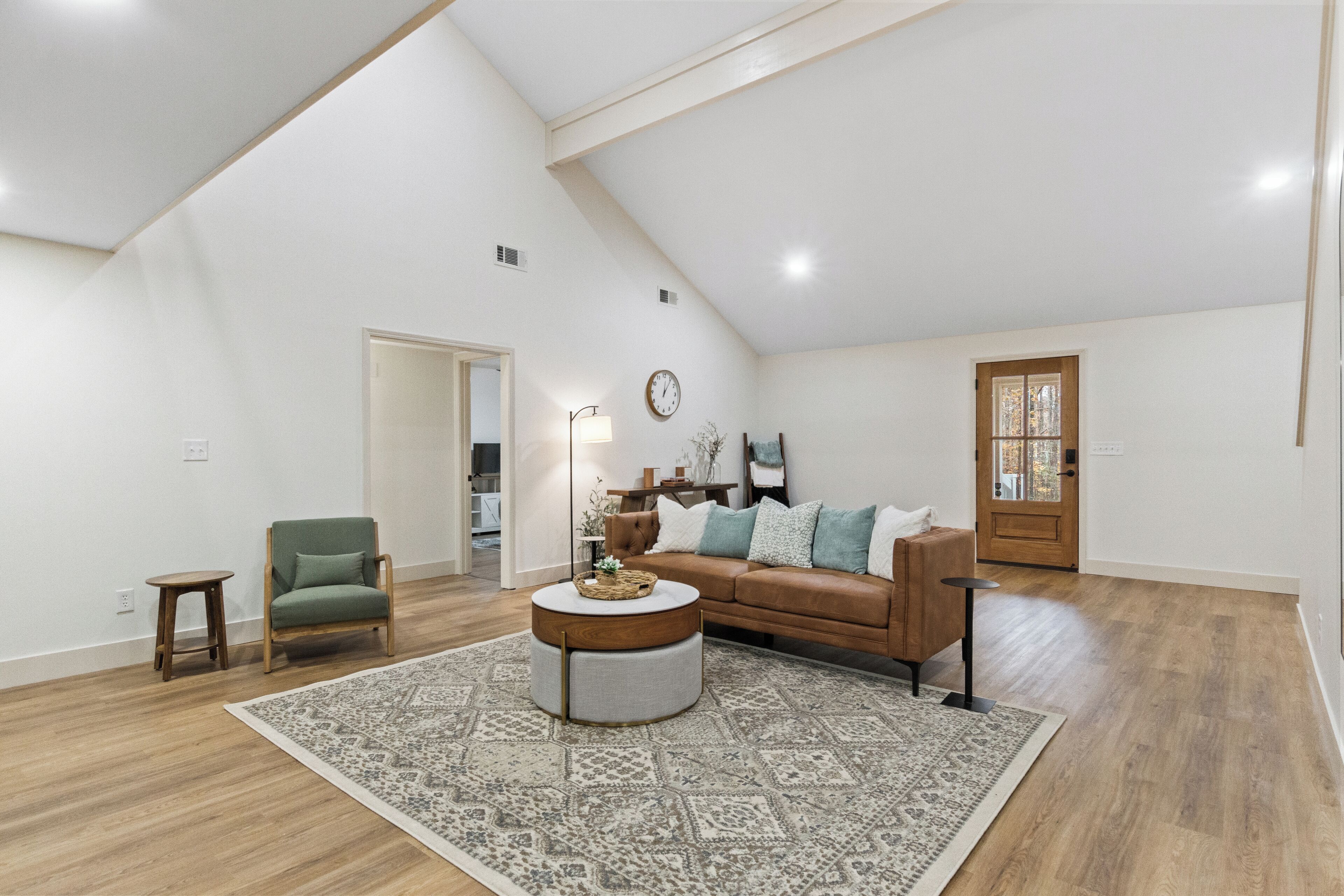 Smart-tv en een computerscherm