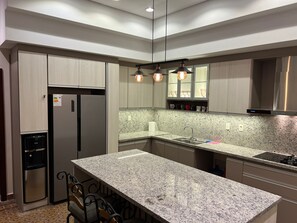 Private kitchen - Entire - Renovated Colonial Home in Asuncion (Asunción)