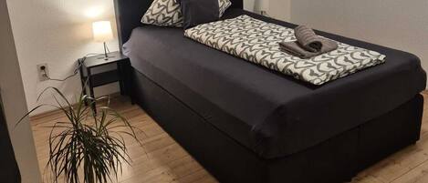 3 quartos, Wi-Fi de cortesia, roupa de cama