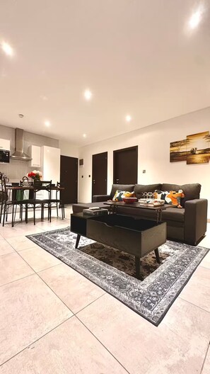 Living area - 1 bdr - Central City Living (Accra)