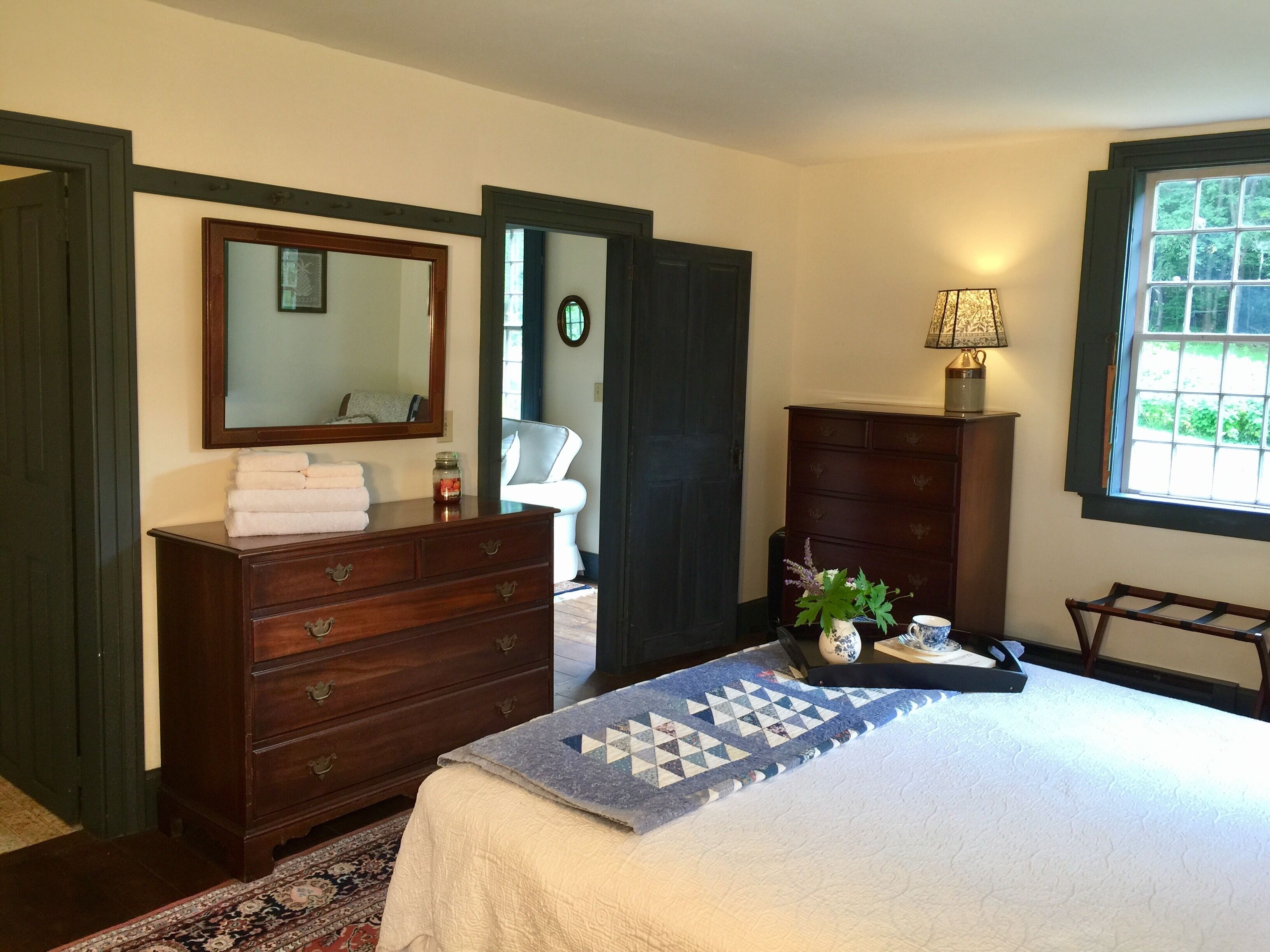 1 chambre, fer et planche à repasser, Wi-Fi gratuit, draps fournis