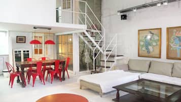 Comfort Apartment, Patio, Garden View | Living area