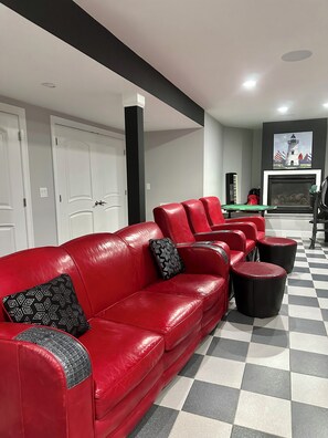 Interior - Waterfront, private, 2 bedroom apartment (Wareham)