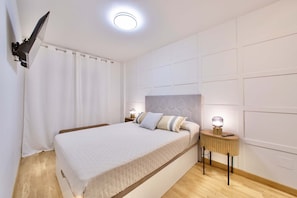 2 chambres, fer et planche à repasser