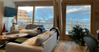 Chalet spacieux avec vue dégagée sur la vallée