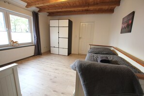 2 sovrum, strykjärn/strykbräda, resesäng och gratis wi-fi