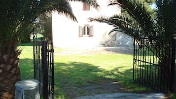 Enceinte de lâhĂ©bergement