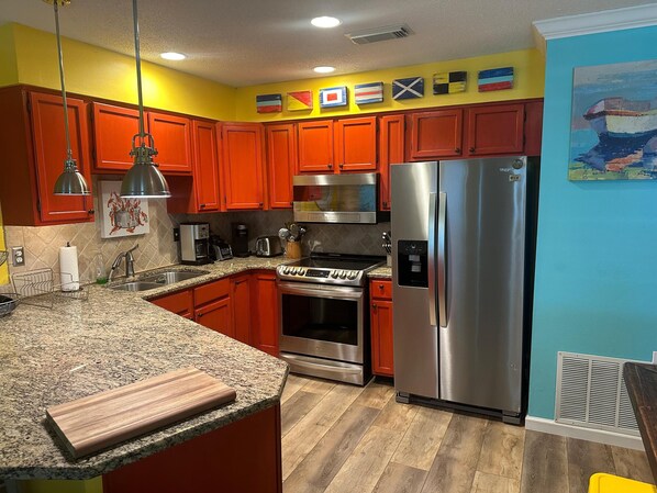 Appart'hôtel, 2 grands lits (10F Wave Hello) | Cuisine privée