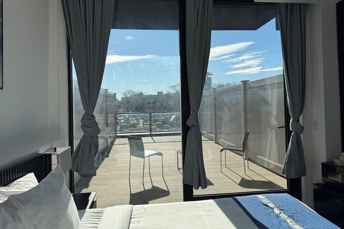 Deluxe Room, Balcony | Desk, laptop workspace, iron/ironing board, free WiFi