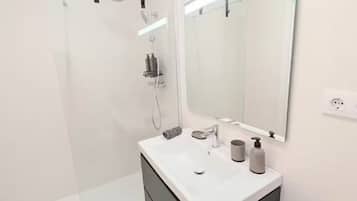 Shower, soap