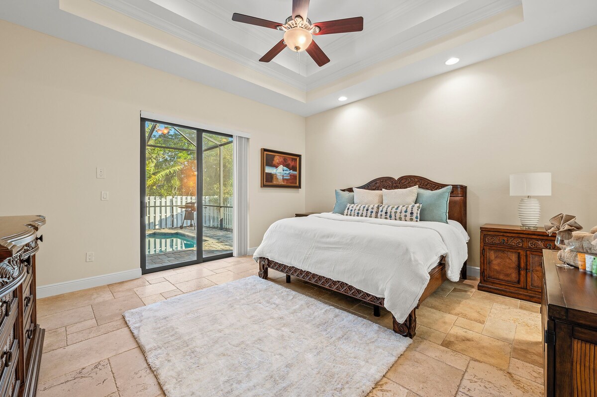Photo 19 of Luxe Home 1 mile to Vanderbilt Beach, Pool & Spa, Pet Friendly