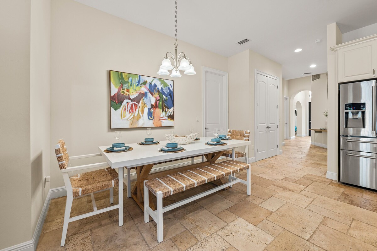 Photo 17 of Luxe Home 1 mile to Vanderbilt Beach, Pool & Spa, Pet Friendly