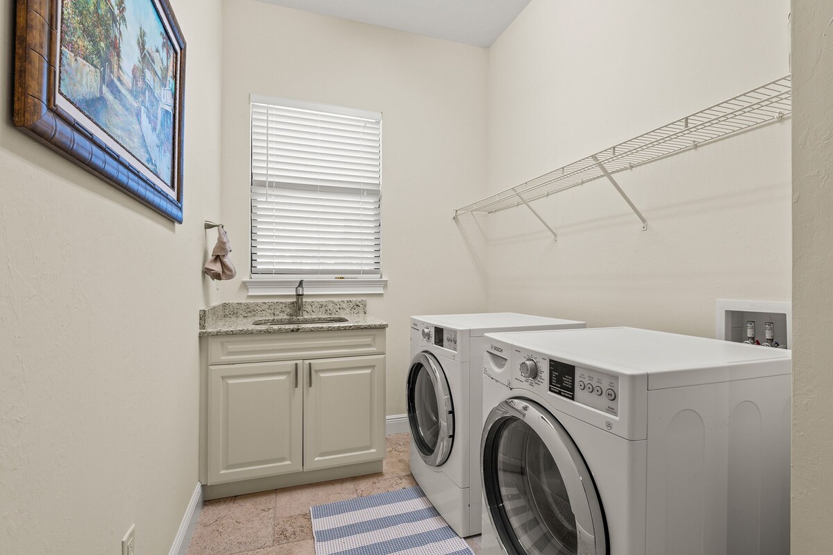 Photo 29 of Luxe Home 1 mile to Vanderbilt Beach, Pool & Spa, Pet Friendly