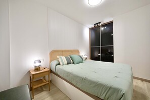 1 bedroom, iron/ironing board