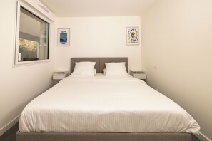 1 chambre, fer et planche à repasser, Wi-Fi, draps fournis