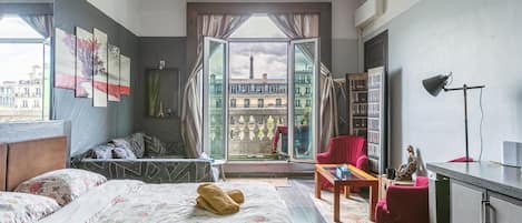 1 habitación, tabla de planchar con plancha, wifi y ropa de cama