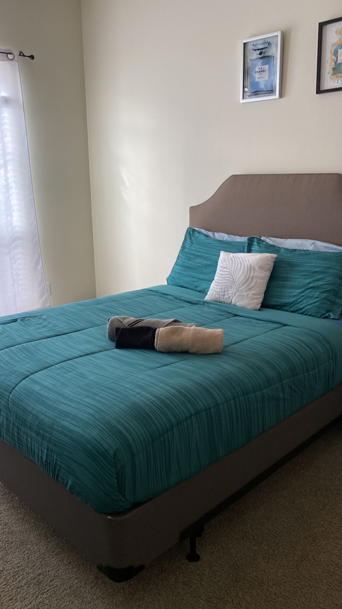 Photo 15 of Charming 2-bedroom apt with Top Notch Amenities, Walking distance to NRG & TMC