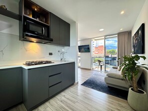 豪華開放式客房, 1 間臥室, 陽台 | 私人廚房 | 大型冰箱、微波爐、爐台、洗碗機