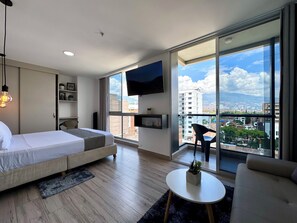 Deluxe Studio, 1 Bedroom, Balcony, City View | Premium bedding, free WiFi, bed sheets
