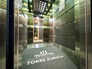 Exterior - Torre Zurich Luxury  (Medellín)