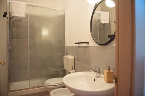 Comfort Room | Bathroom - La Casetta di Giorgio (Siculiana)