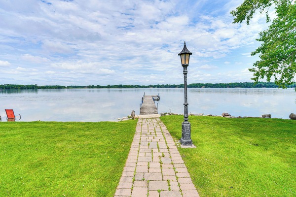 Howard Lake Vacation Rental | 3BR | 2BA | 4,000 Sq Ft | 3 Steps to Enter