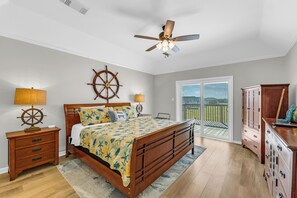 4 Schlafzimmer, Bügeleisen/Bügelbrett, Reisekinderbett, WLAN