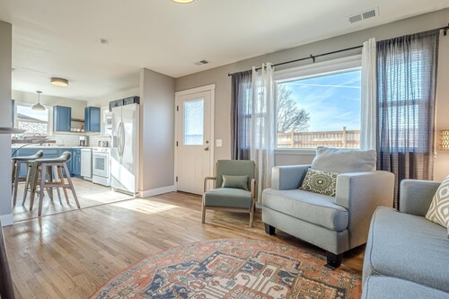 Broadway Bungalow: Pet-Friendly GJ Gem