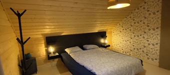 Small house in Sweden - between mountain, lakes and sea in the Höga-Kusten region
