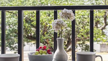 Estúdio conforto | Varanda coberta