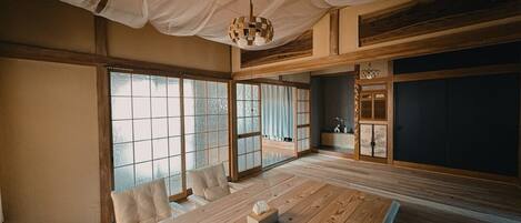 تناول الطعام